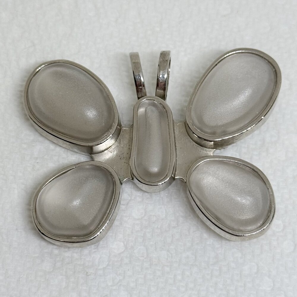Rebecca Collins pendant or clip, made for Neiman Marcus in 2000